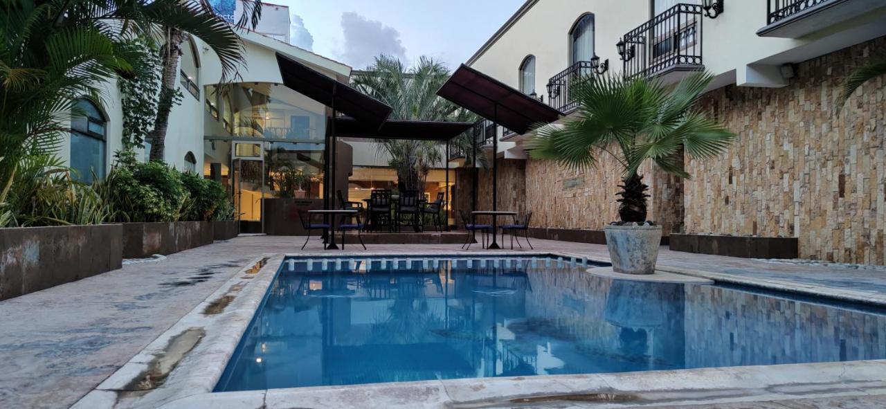 Hotel Dubrovnik Mérida Zewnętrze zdjęcie