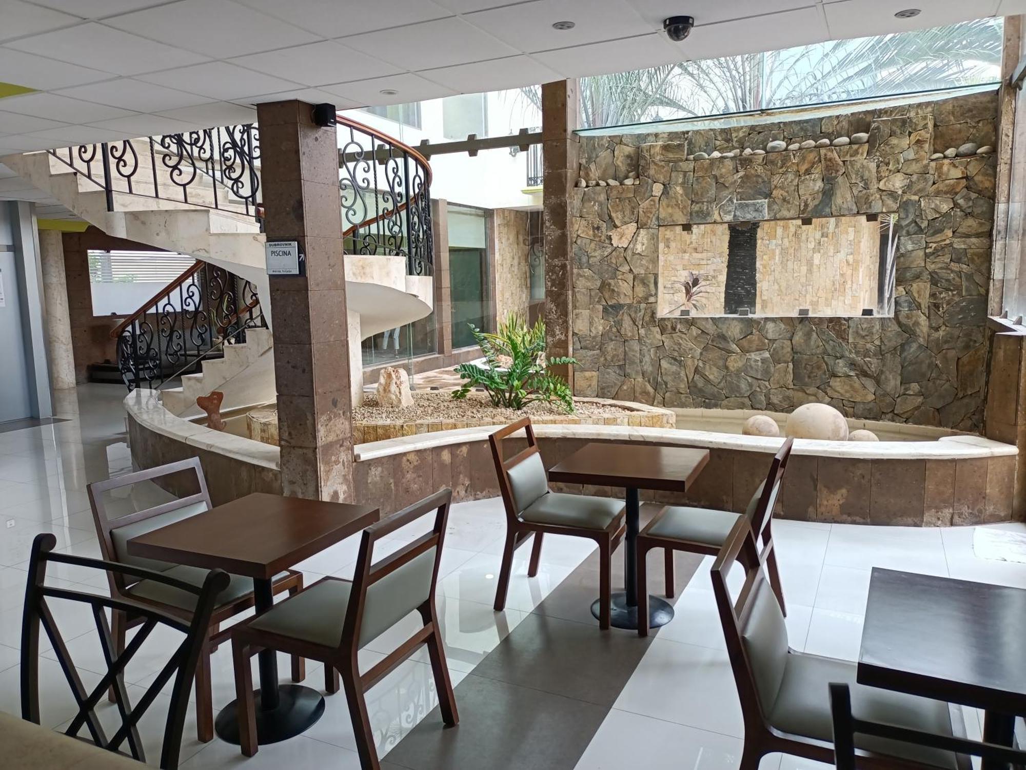 Hotel Dubrovnik Mérida Zewnętrze zdjęcie